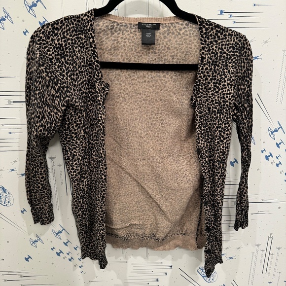 Ann Taylor Leopard Print Cardigan (Size XXS Petite) - Picture 2 of 4